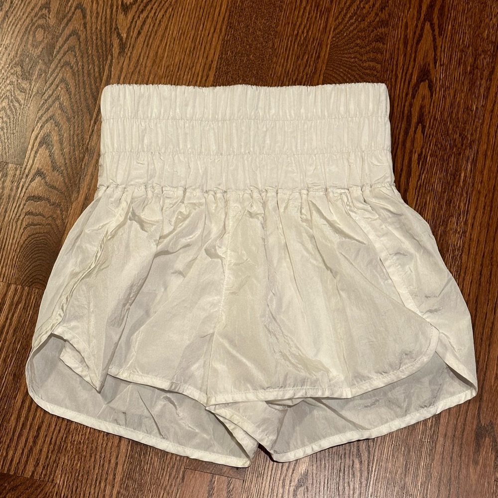 Free People Movement optic white “on the way home” shorts size small